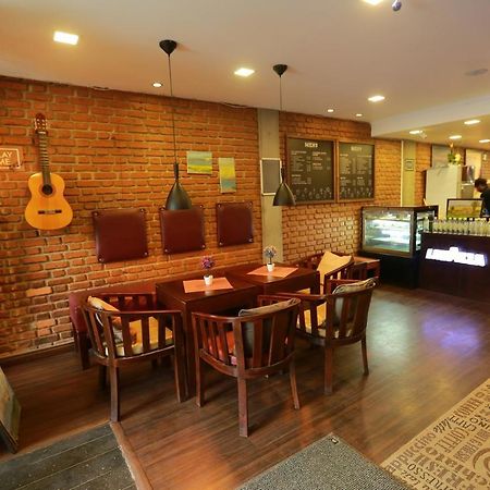 ألوثغاما Thumbelina Apartments & Hotel المظهر الخارجي الصورة